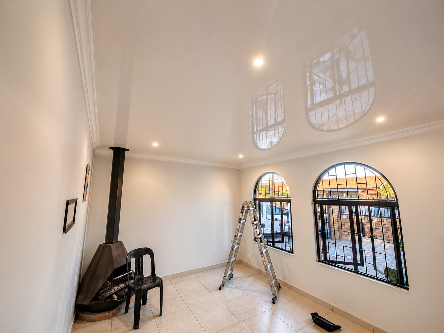 Interior renovation with new cornices, ceiling and downlights